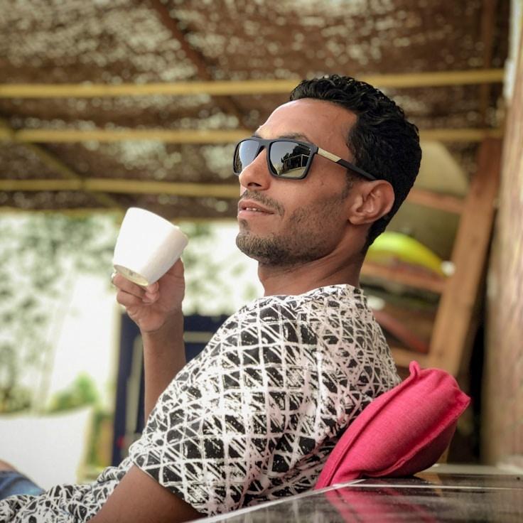 Portrait of Aria Chen, community mentor and Italian cuisine specialist